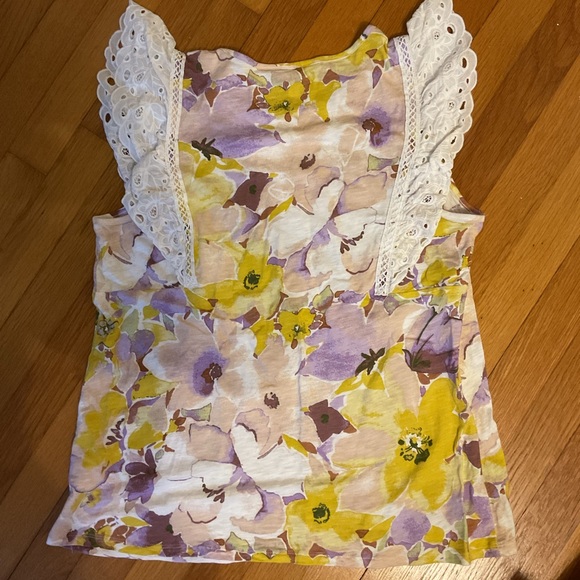 Lauren Conrad Floral Blouse. Size Large. - Picture 2 of 5